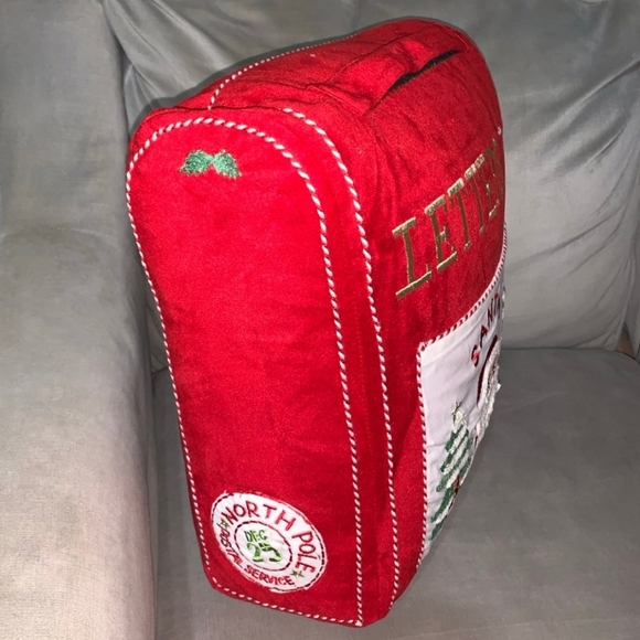 Cupcakes And Cashmere Letters To Santa-NWT - Picture 2 of 2